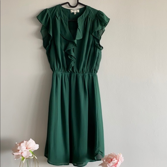 Monteau Dresses & Skirts - Monteau Green Dress